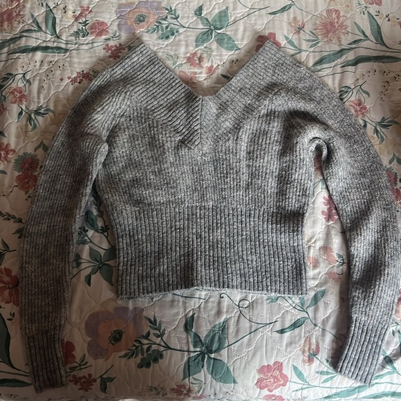 I have multiple clothing items I'm willing to negotiate pricing. - Picture 14 of 16